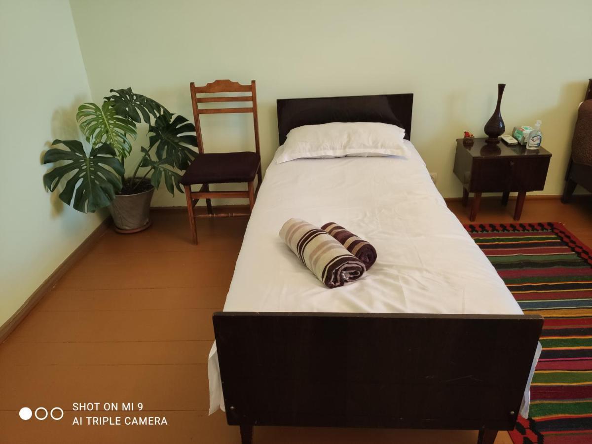 Berdavan Guesthouse Bagian luar foto