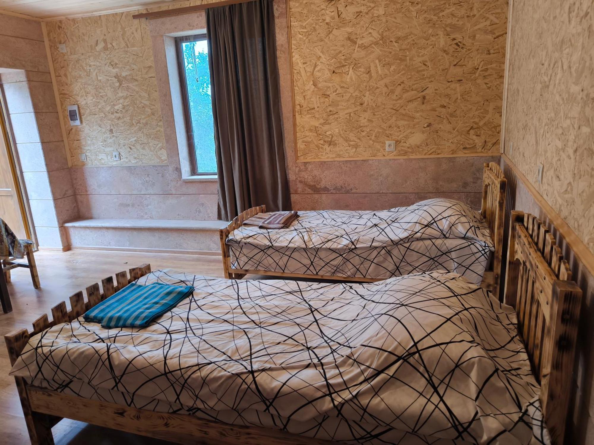 Berdavan Guesthouse Bagian luar foto